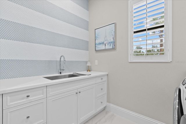 556 BOCELLI DRIVE, Nokomis, FL 34275