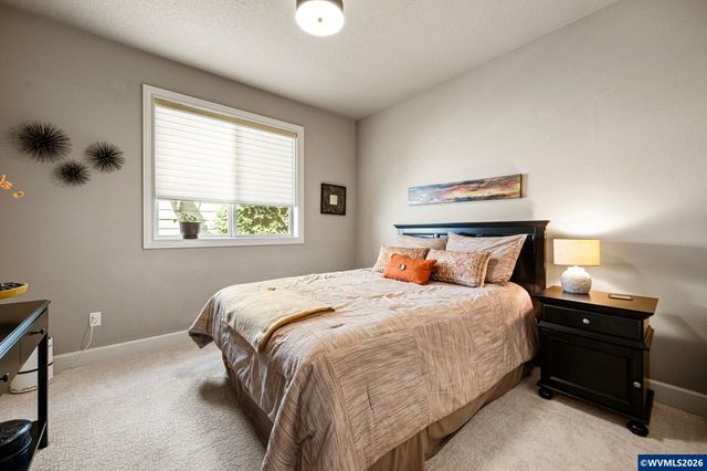426 Troon Av, Woodburn, OR 97071
