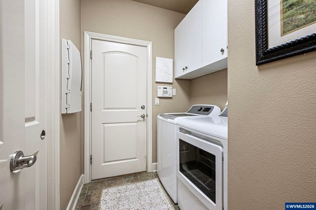 426 Troon Av, Woodburn, OR 97071