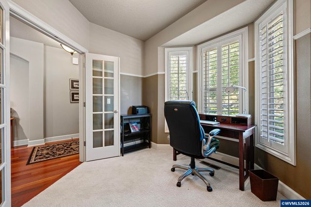 426 Troon Av, Woodburn, OR 97071