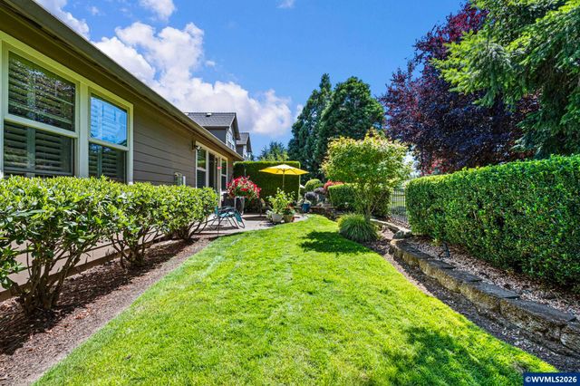 426 Troon Av, Woodburn, OR 97071