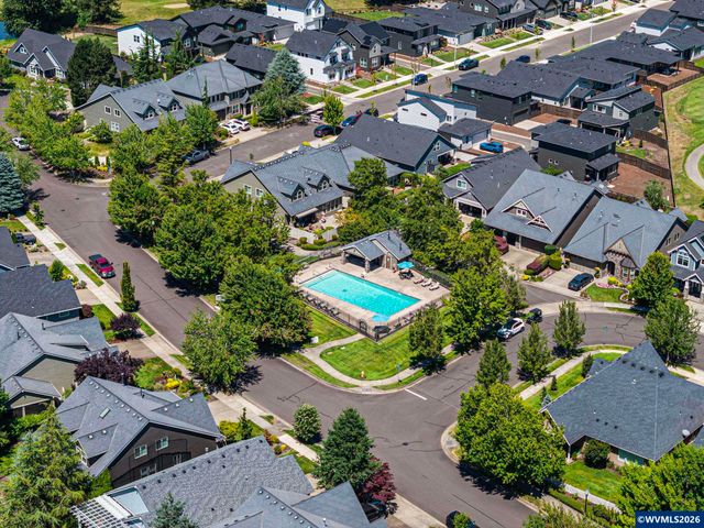 426 Troon Av, Woodburn, OR 97071