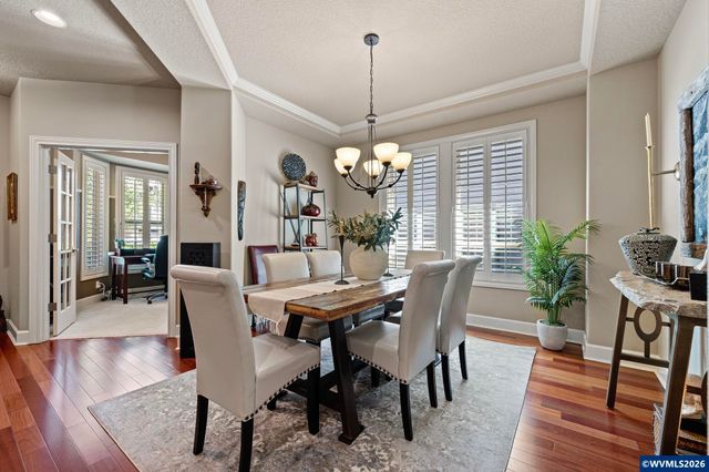 426 Troon Av, Woodburn, OR 97071