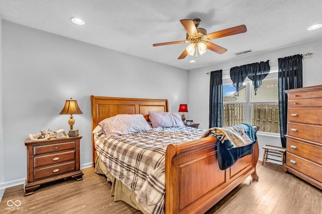 865 W Palomino Place, Bargersville, IN 46106