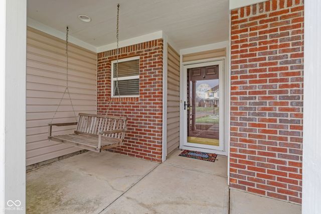 865 W Palomino Place, Bargersville, IN 46106