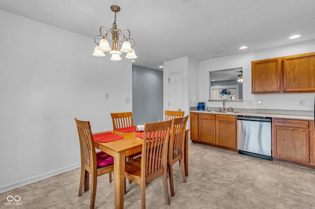 865 W Palomino Place, Bargersville, IN 46106