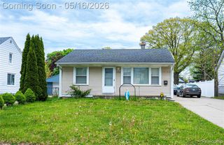 26536 Palmer Boulevard, Madison Heights, MI 48071