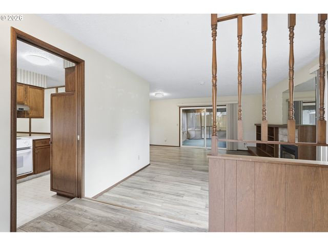 14320 Sw Lisa Ln, Beaverton, OR 97005