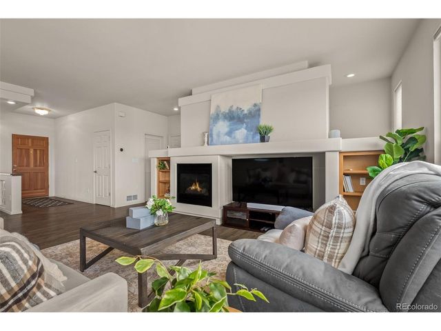 6644 Dream Weaver Dr, Colorado Springs, CO 80923