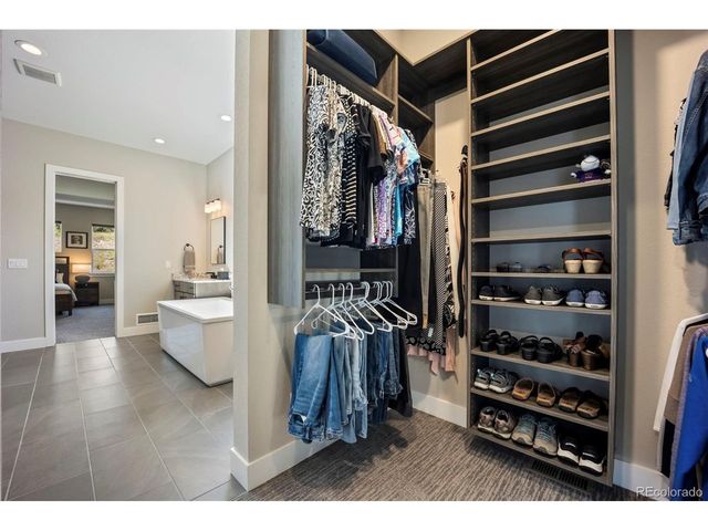 124 Scrubjay Ln, Castle Rock, CO 80104