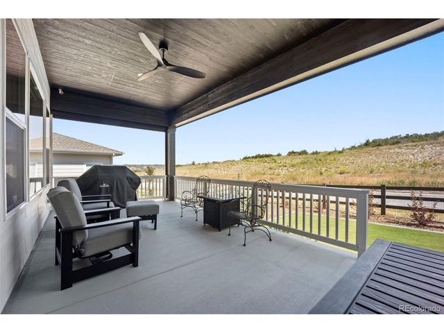 124 Scrubjay Ln, Castle Rock, CO 80104