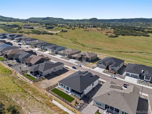 124 Scrubjay Ln, Castle Rock, CO 80104