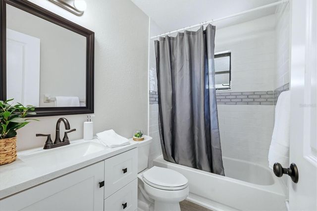 903 72ND ST NW, Bradenton, FL 34209