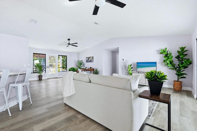 903 72ND ST NW, Bradenton, FL 34209