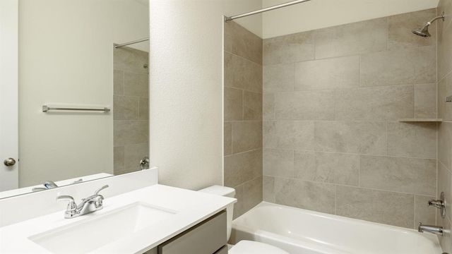 126 Bauer LOOP, Liberty Hill, TX 78642