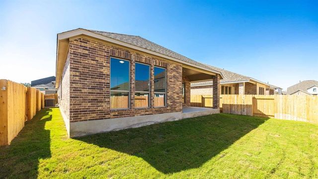 126 Bauer LOOP, Liberty Hill, TX 78642