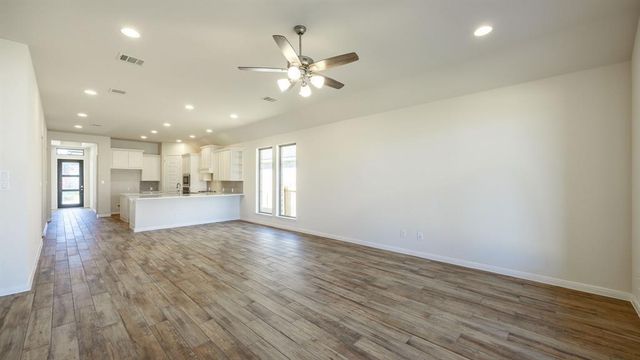 126 Bauer LOOP, Liberty Hill, TX 78642