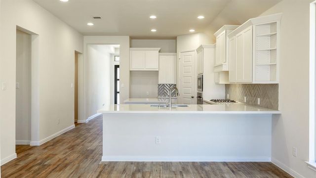 126 Bauer LOOP, Liberty Hill, TX 78642
