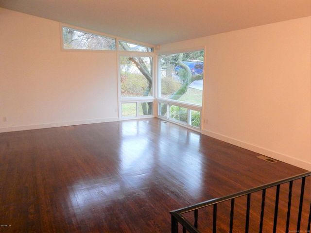 4 Split Timber Place, Greenwich, CT 06878