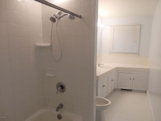 4 Split Timber Place, Greenwich, CT 06878