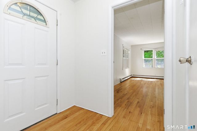 965 West River Street, Milford, CT 06461