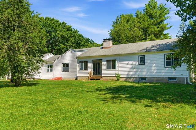 965 West River Street, Milford, CT 06461