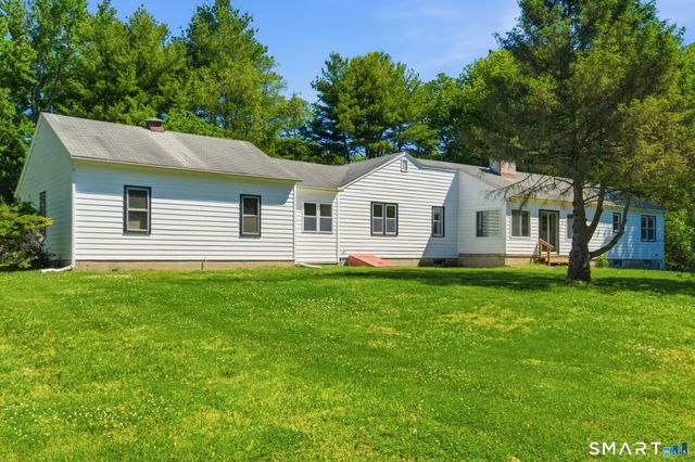 965 West River Street, Milford, CT 06461