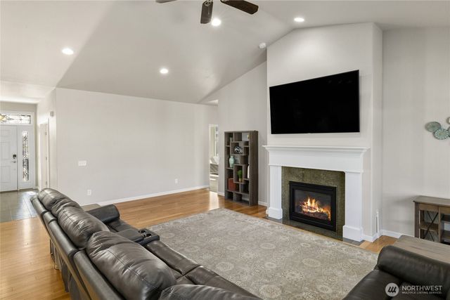 1407 N Canterbury Drive, Ellensburg, WA 98926