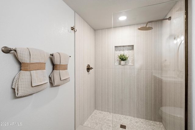 325 E ANDERSON Avenue, Phoenix, AZ 85022