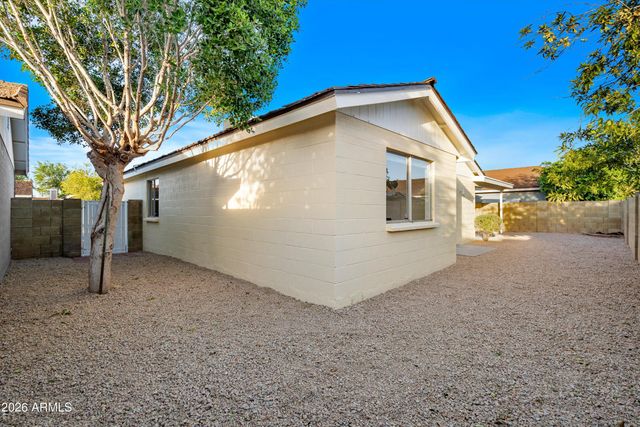 325 E ANDERSON Avenue, Phoenix, AZ 85022