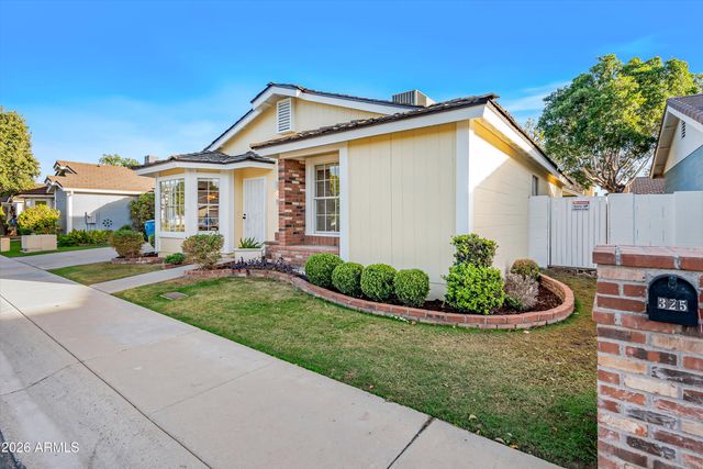 325 E ANDERSON Avenue, Phoenix, AZ 85022