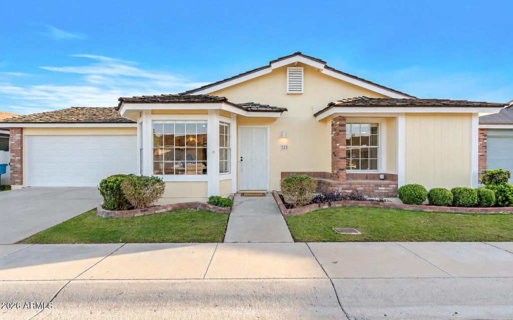 325 E ANDERSON Avenue, Phoenix, AZ 85022