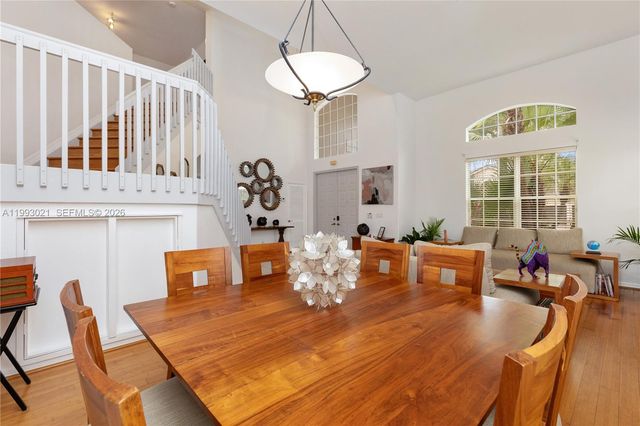 4128 Amber Ln, Weston, FL 33331