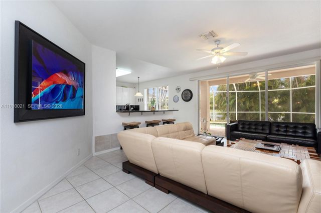 4128 Amber Ln, Weston, FL 33331