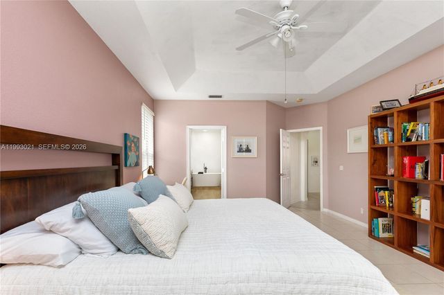 4128 Amber Ln, Weston, FL 33331