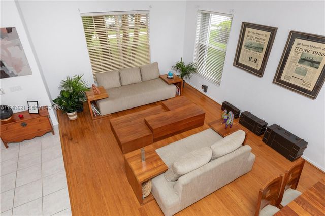 4128 Amber Ln, Weston, FL 33331