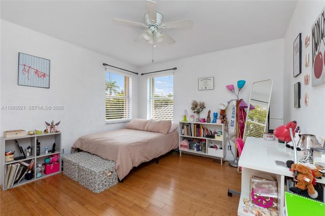 4128 Amber Ln, Weston, FL 33331