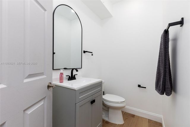 4128 Amber Ln, Weston, FL 33331