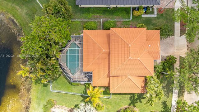 4128 Amber Ln, Weston, FL 33331