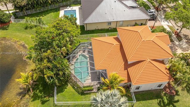 4128 Amber Ln, Weston, FL 33331
