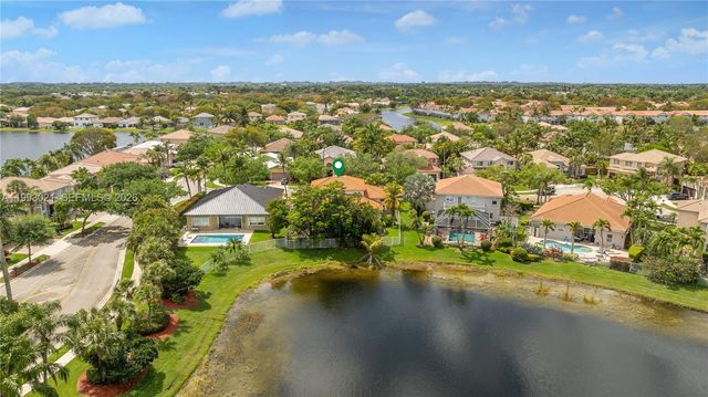 4128 Amber Ln, Weston, FL 33331