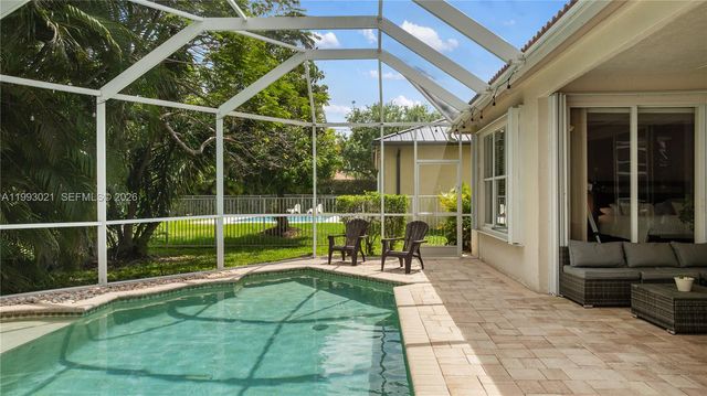 4128 Amber Ln, Weston, FL 33331