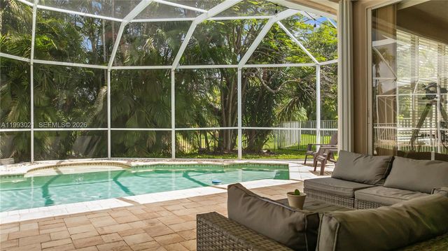 4128 Amber Ln, Weston, FL 33331