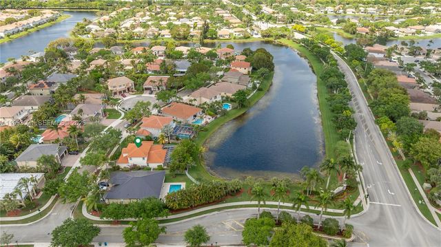 4128 Amber Ln, Weston, FL 33331