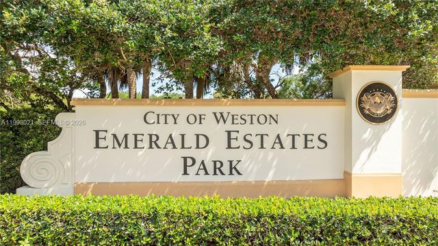 4128 Amber Ln, Weston, FL 33331