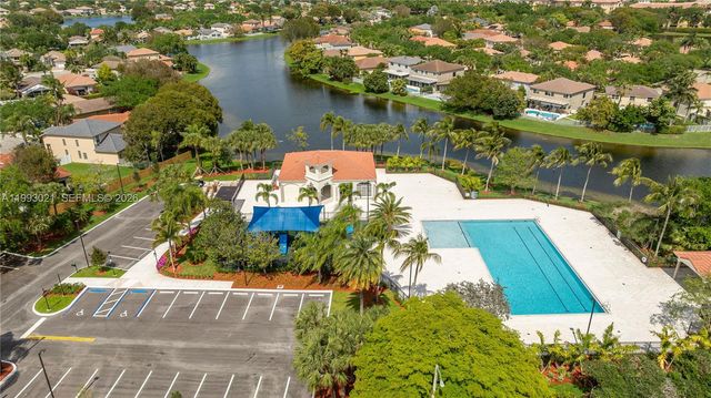 4128 Amber Ln, Weston, FL 33331