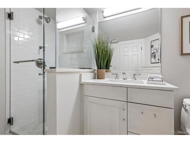 5400 S Fulton Ct, Englewood, CO 80111