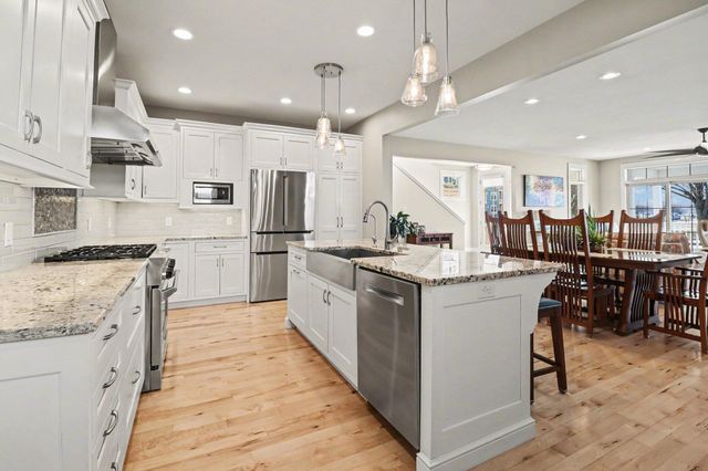 404 W Loomis Street, Ludington, MI 49431