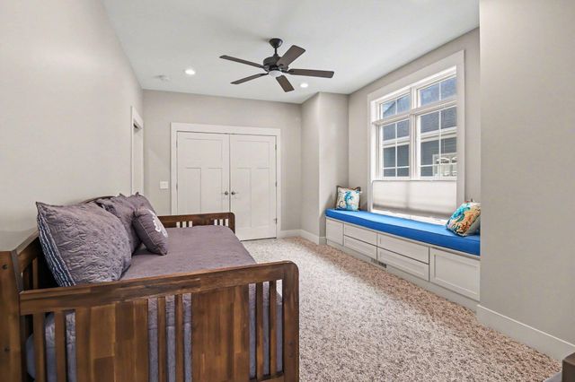 404 W Loomis Street, Ludington, MI 49431