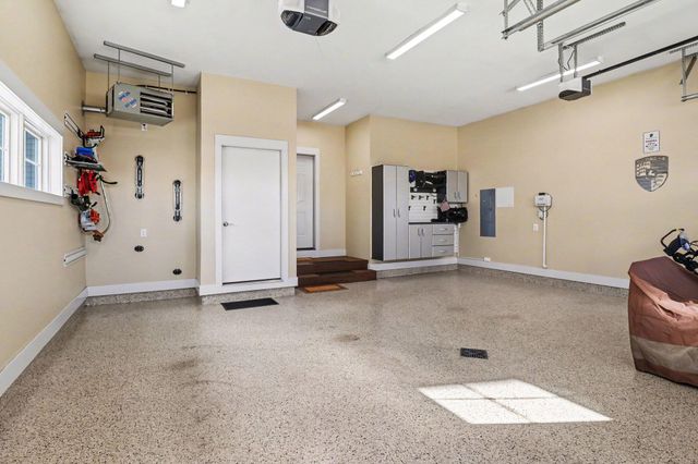 404 W Loomis Street, Ludington, MI 49431